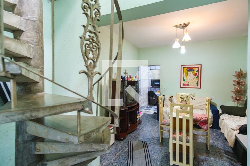 Casa, 3 quartos, 210 m² - Foto 2