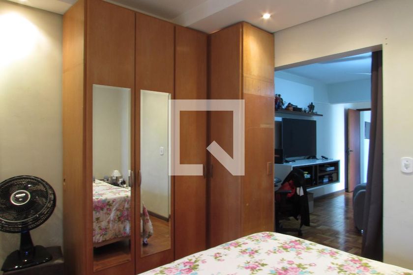 Casa, 4 quartos, 237 m² - Foto 47