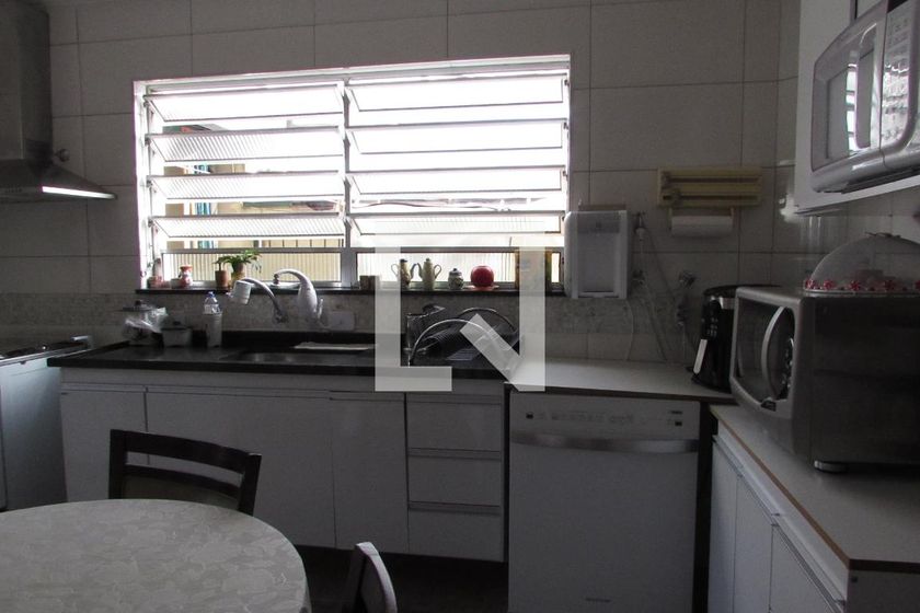 Casa, 4 quartos, 237 m² - Foto 81