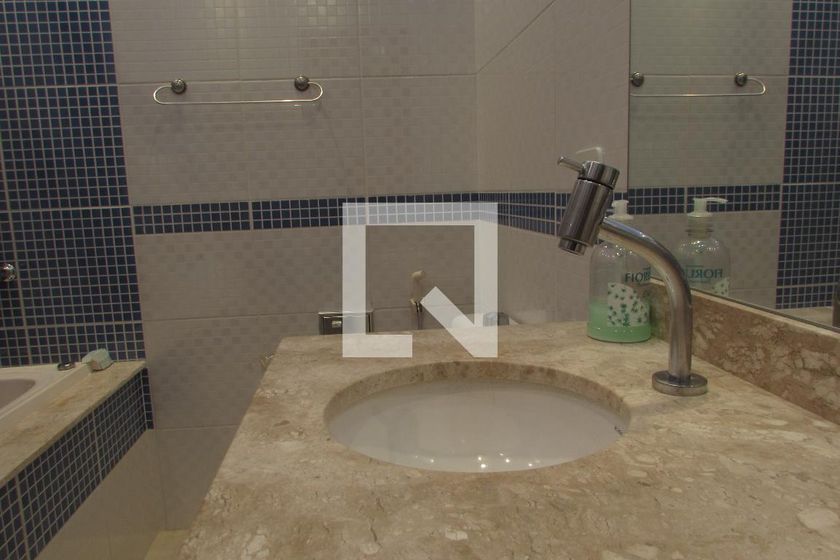 Casa, 4 quartos, 237 m² - Foto 49