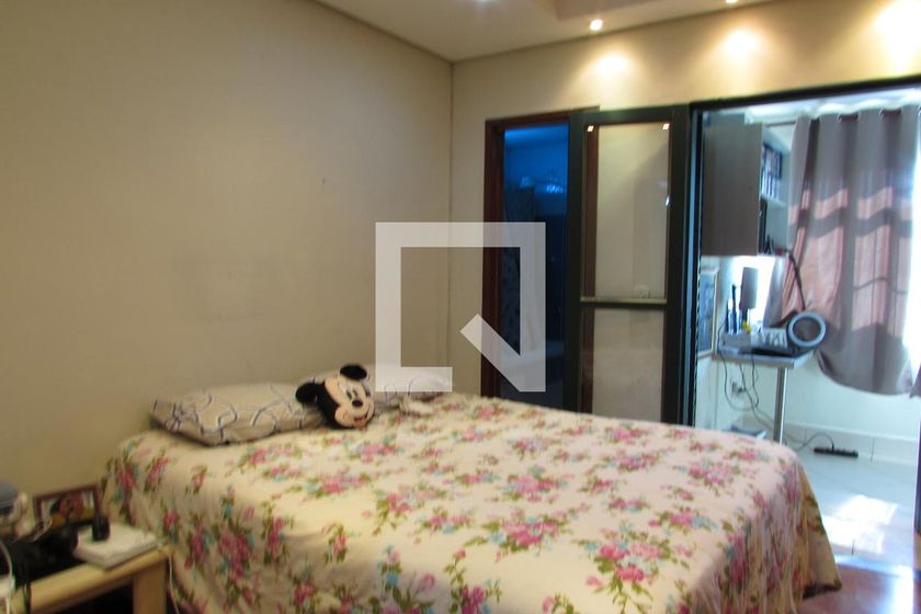 Casa, 4 quartos, 237 m² - Foto 35