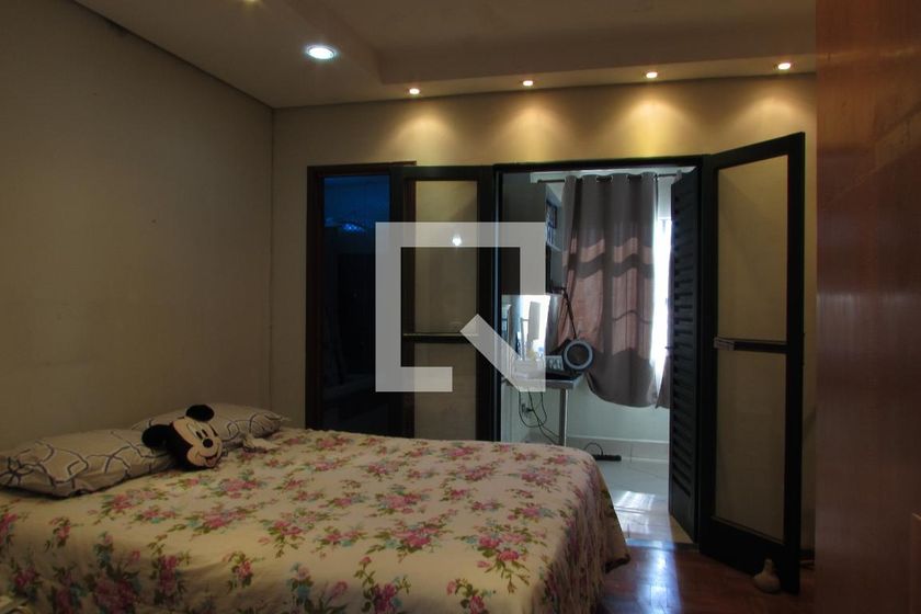 Casa, 4 quartos, 237 m² - Foto 34