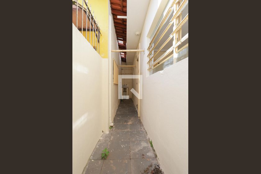 Casa, 1 quarto, 70 m² - Foto 35