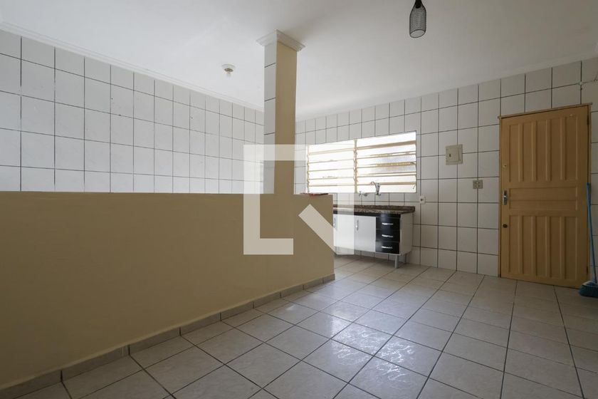 Casa, 1 quarto, 70 m² - Foto 1