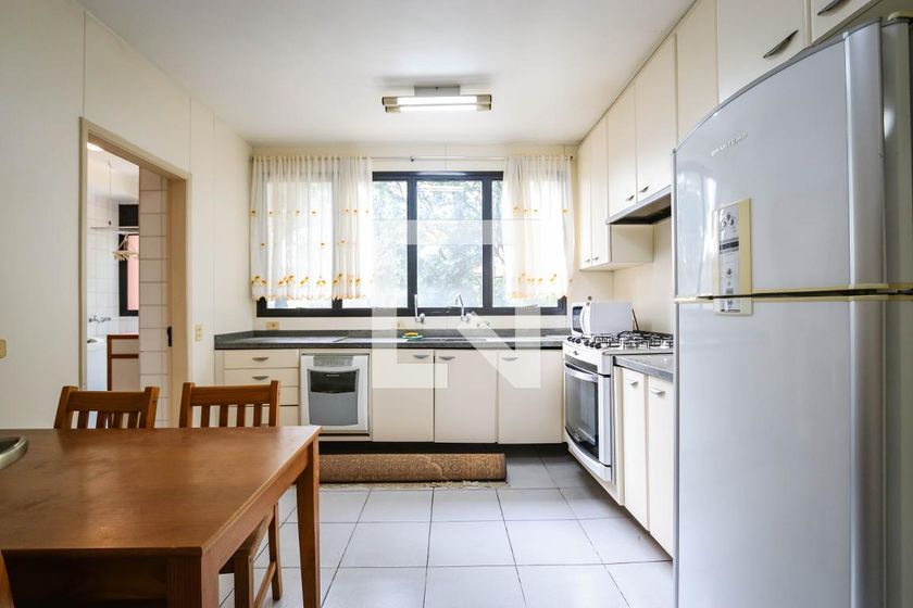 Apartamento, 3 quartos, 220 m² - Foto 77