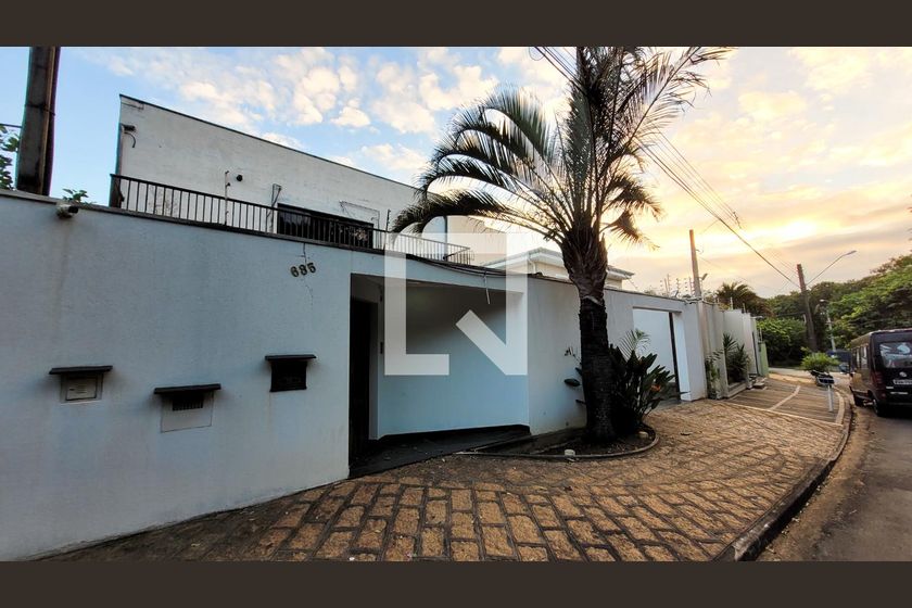 Casa à Venda - Jardim Chapadão, 2 Quartos,  411 m2 em , Campinas - sp | SoloBR