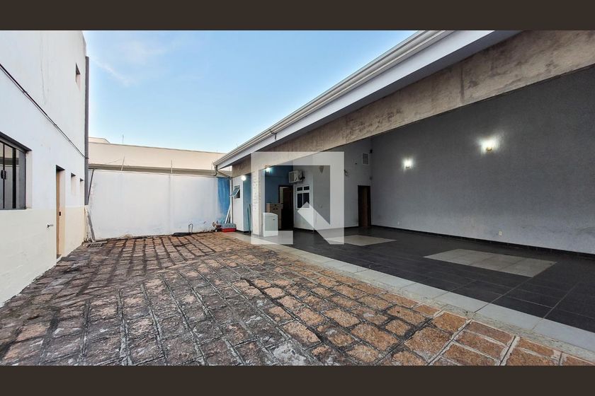 Casa à Venda - Jardim Chapadão, 2 Quartos,  411 m2 em , Campinas - sp | SoloBR