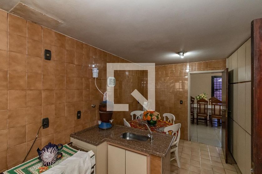 Casa à Venda - Nova Campinas, 4 Quartos,  278 m2 em , Campinas - sp | SoloBR