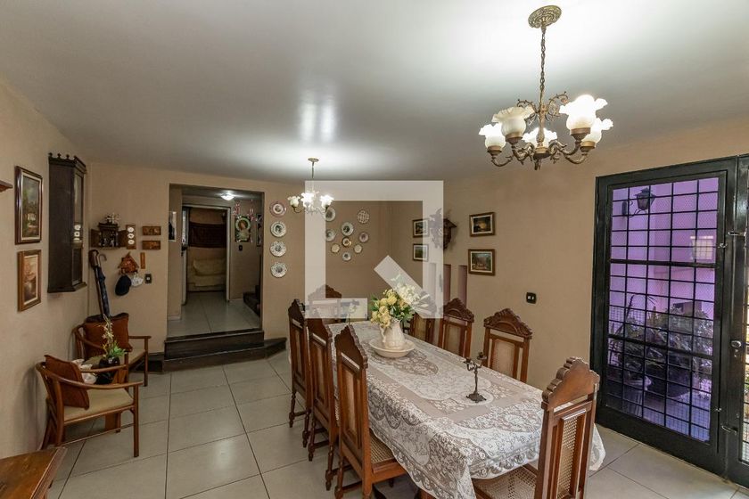 Casa à Venda - Nova Campinas, 4 Quartos,  278 m2 em , Campinas - sp | SoloBR
