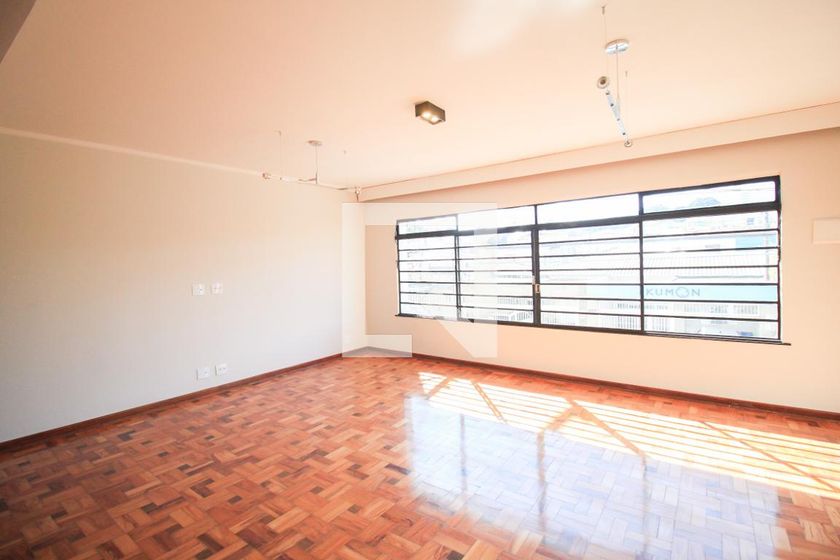 Casa, 3 quartos, 200 m² - Foto 1