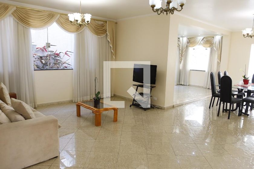 Casa, 6 quartos, 270 m² - Foto 1