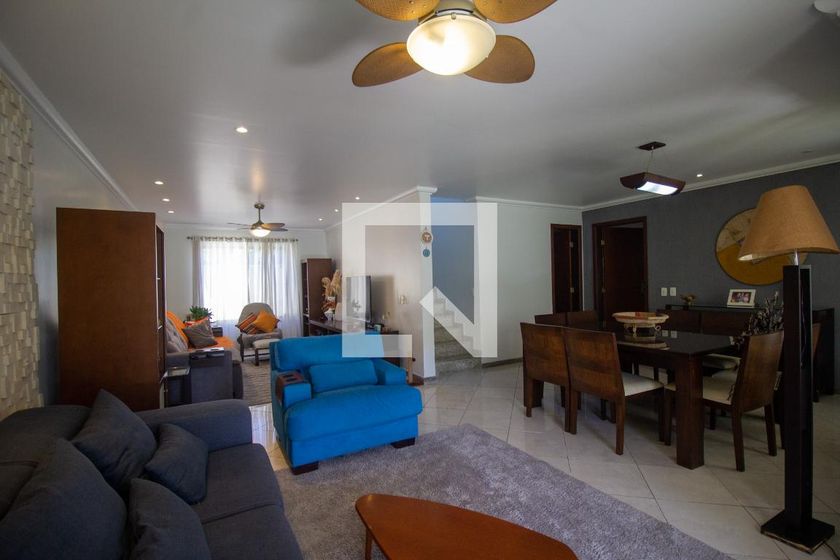 Casa, 4 quartos, 300 m² - Foto 1