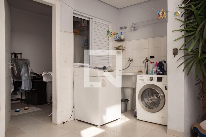 Casa, 3 quartos, 240 m² - Foto 84