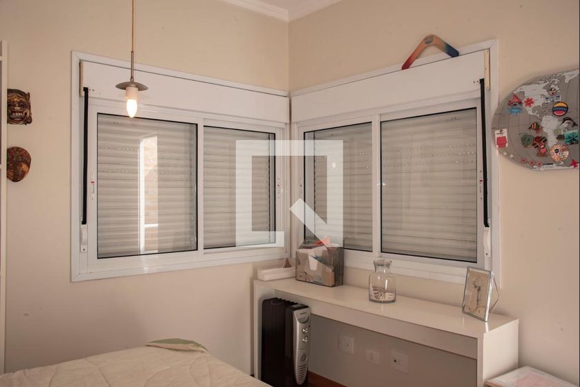 Casa, 3 quartos, 240 m² - Foto 34