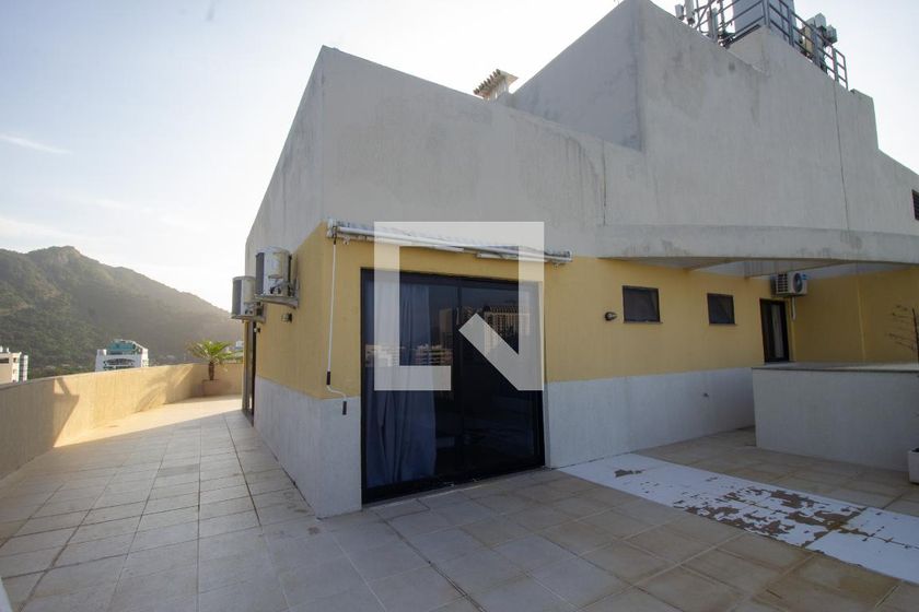 Cobertura, 3 quartos, 217 m² - Foto 10