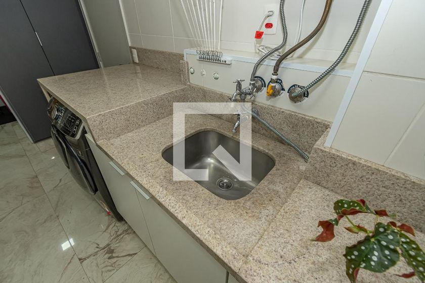 Apartamento à Venda - Taquaral, 4 Quartos,  189 m2 em , Campinas - sp | SoloBR