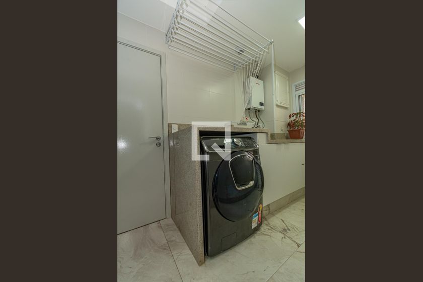 Apartamento à Venda - Taquaral, 4 Quartos,  189 m2 em , Campinas - sp | SoloBR