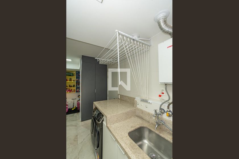 Apartamento à Venda - Taquaral, 4 Quartos,  189 m2 em , Campinas - sp | SoloBR