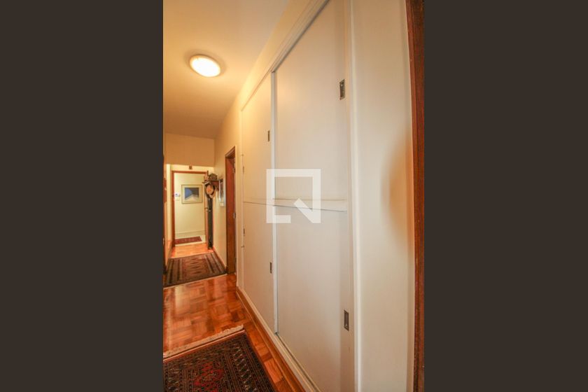 Casa à Venda - Nova Campinas, 5 Quartos,  525 m2 em , Campinas - sp | SoloBR