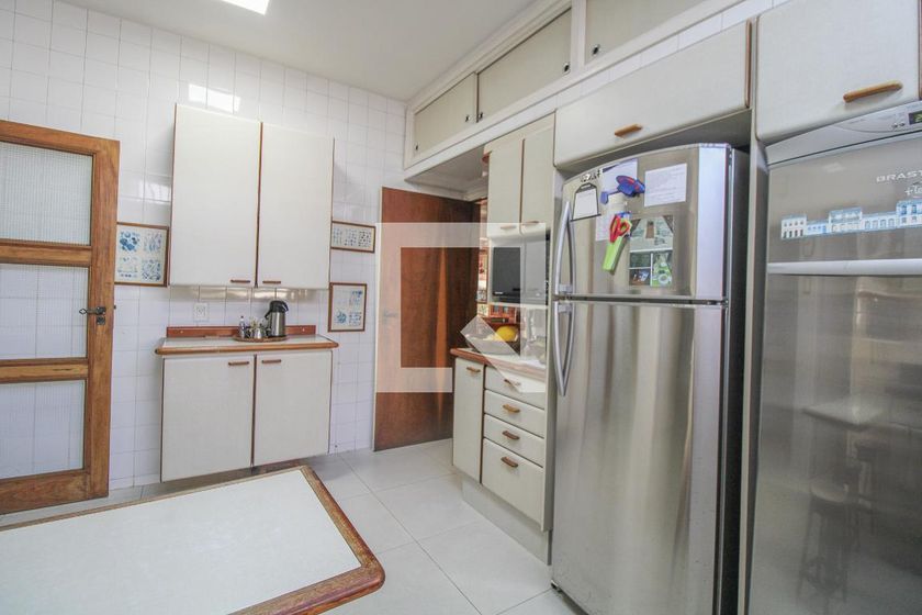 Casa à Venda - Nova Campinas, 5 Quartos,  525 m2 em , Campinas - sp | SoloBR