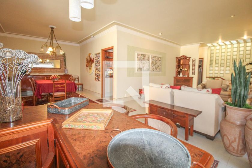 Casa à Venda - Nova Campinas, 5 Quartos,  525 m2 em , Campinas - sp | SoloBR