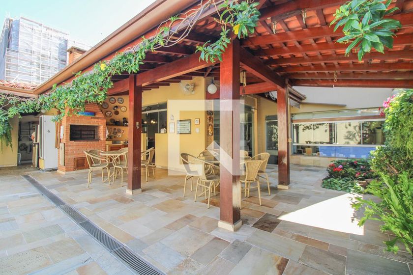 Casa à Venda - Nova Campinas, 5 Quartos,  525 m2 em , Campinas - sp | SoloBR