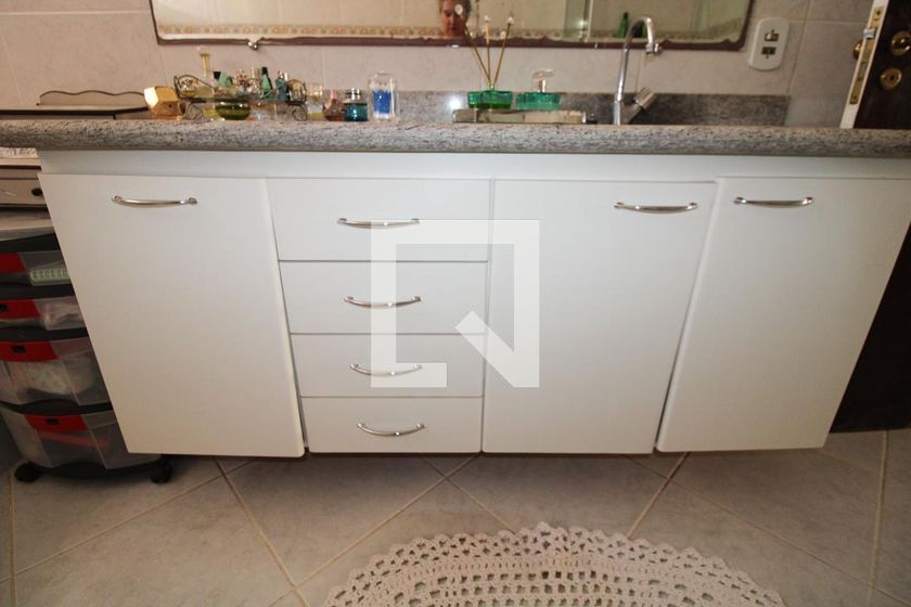 Casa à Venda - Nova Campinas, 3 Quartos,  350 m2 em , Campinas - sp | SoloBR