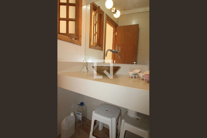 Casa à Venda - Nova Campinas, 3 Quartos,  350 m2 em , Campinas - sp | SoloBR