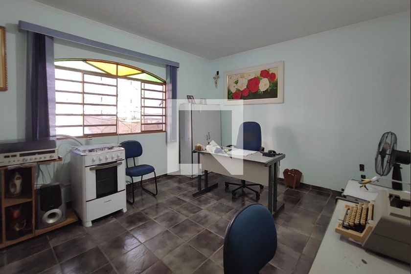 Casa à Venda - Jardim do Lago, 4 Quartos,  208 m2 em , Campinas - sp | SoloBR