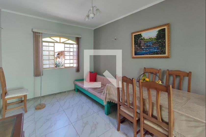 Casa à Venda - Jardim do Lago, 4 Quartos,  208 m2 em , Campinas - sp | SoloBR