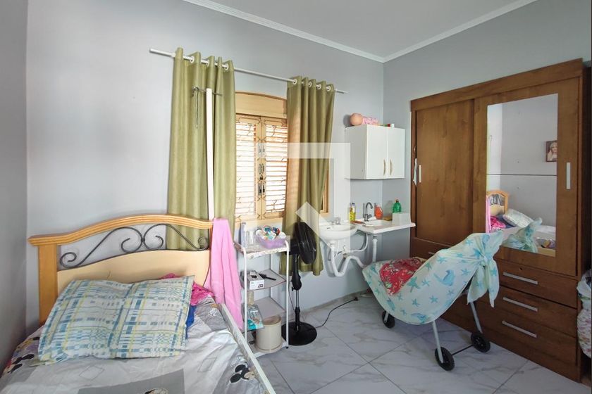 Casa à Venda - Jardim do Lago, 4 Quartos,  208 m2 em , Campinas - sp | SoloBR
