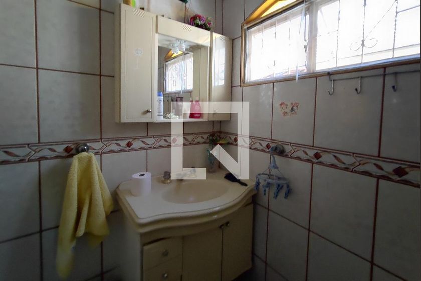 Casa à Venda - Jardim do Lago, 4 Quartos,  208 m2 em , Campinas - sp | SoloBR