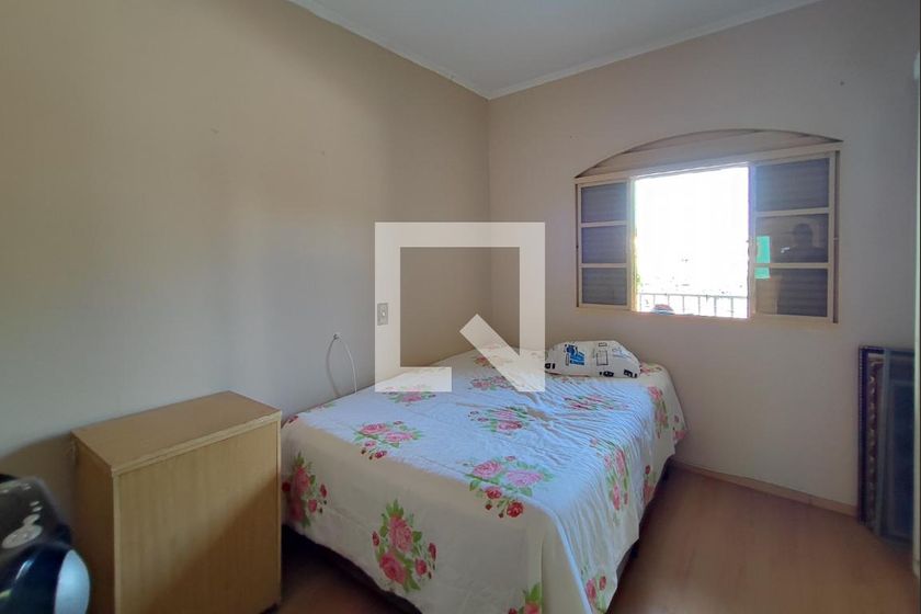 Casa à Venda - Jardim do Lago, 4 Quartos,  208 m2 em , Campinas - sp | SoloBR