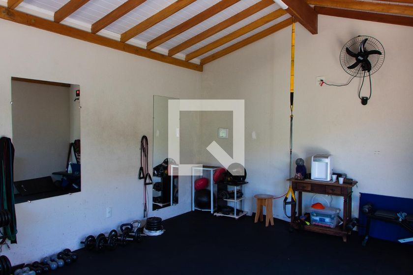 Casa à Venda - Mansões Santo Antônio, 2 Quartos,  180 m2 em , Campinas - sp | SoloBR