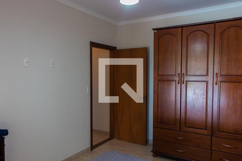 Casa à Venda - Mansões Santo Antônio, 2 Quartos,  180 m2 em , Campinas - sp | SoloBR