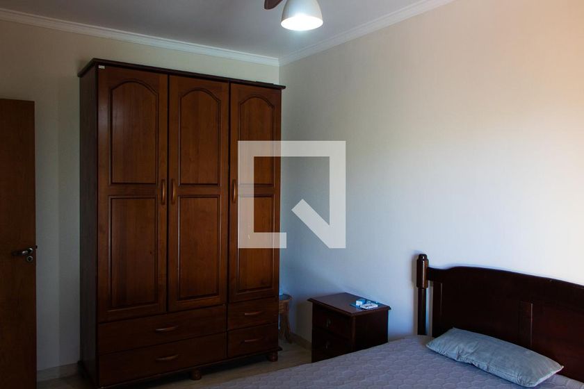 Casa à Venda - Mansões Santo Antônio, 2 Quartos,  180 m2 em , Campinas - sp | SoloBR