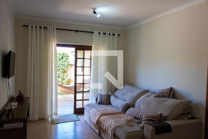 Casa à Venda - Mansões Santo Antônio, 2 Quartos,  180 m2 em , Campinas - sp | SoloBR