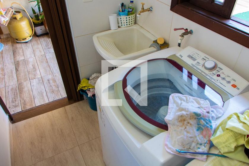 Casa à Venda - Mansões Santo Antônio, 2 Quartos,  180 m2 em , Campinas - sp | SoloBR