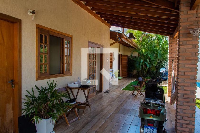 Casa à Venda - Mansões Santo Antônio, 2 Quartos,  180 m2 em , Campinas - sp | SoloBR