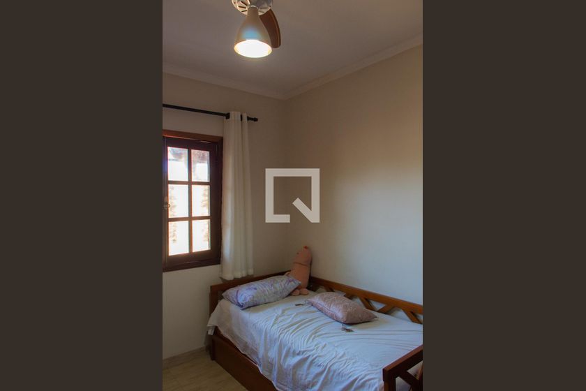 Casa à Venda - Mansões Santo Antônio, 2 Quartos,  180 m2 em , Campinas - sp | SoloBR