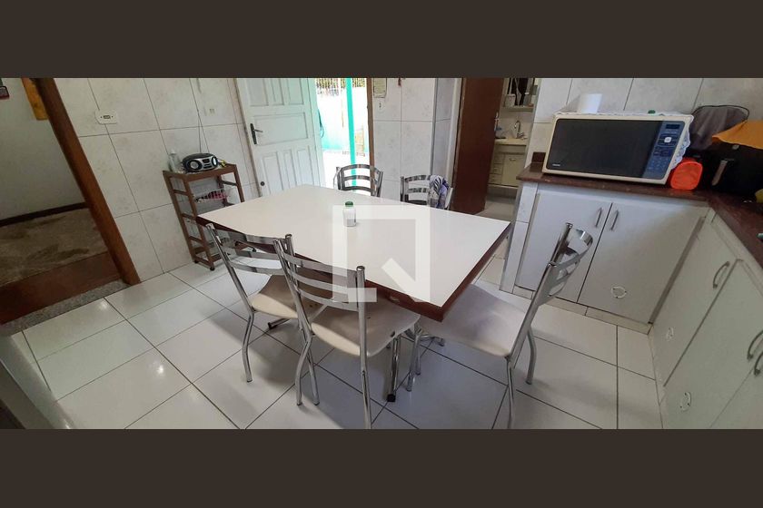 Casa, 3 quartos, 324 m² - Foto 29