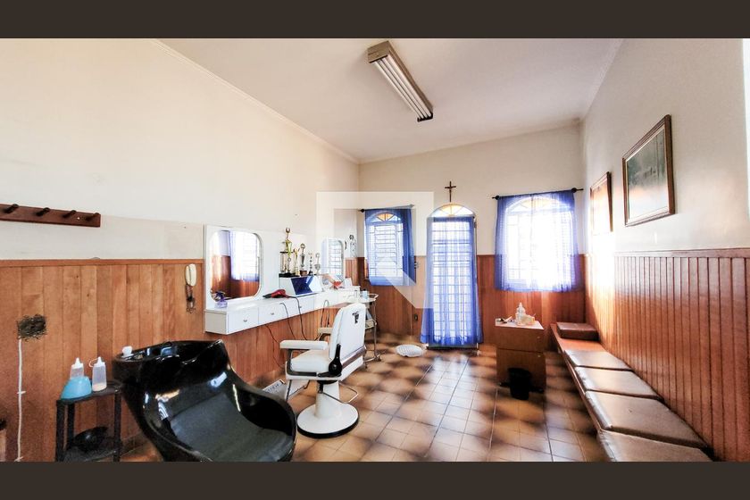 Casa à Venda - Jardim Flamboyant, 3 Quartos,  230 m2 em , Campinas - sp | SoloBR