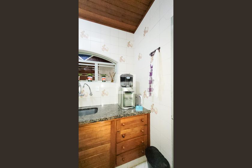 Casa à Venda - Jardim Flamboyant, 3 Quartos,  230 m2 em , Campinas - sp | SoloBR