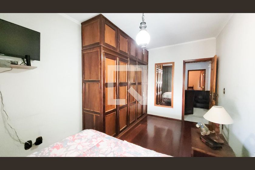 Casa à Venda - Jardim Flamboyant, 3 Quartos,  230 m2 em , Campinas - sp | SoloBR