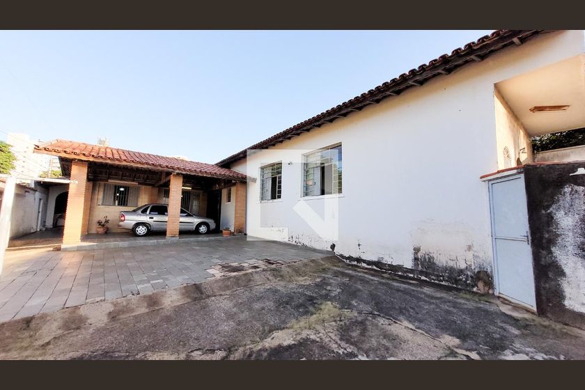 Casa à Venda - Jardim Flamboyant, 3 Quartos,  230 m2 em , Campinas - sp | SoloBR
