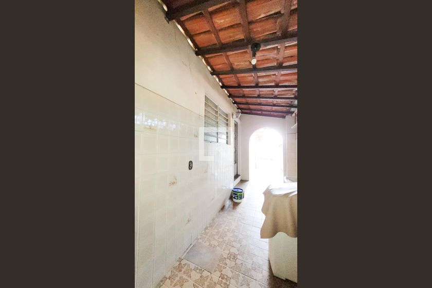 Casa à Venda - Jardim Flamboyant, 3 Quartos,  230 m2 em , Campinas - sp | SoloBR