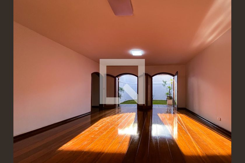 Casa, 7 quartos, 380 m² - Foto 3