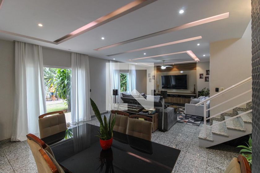 Casa, 4 quartos, 265 m² - Foto 2