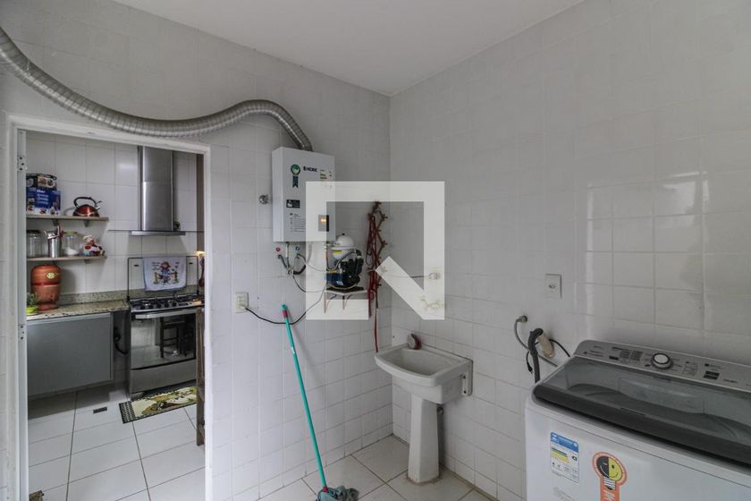 Casa, 4 quartos, 265 m² - Foto 45