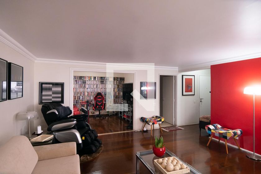 Apartamento, 3 quartos, 246 m² - Foto 1